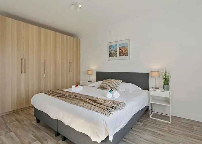 Casiola - Charming Apartment Near The Beach