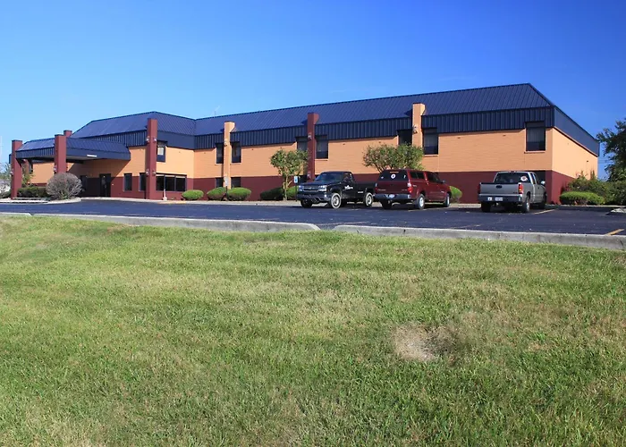 Super 8 By Wyndham Columbia City