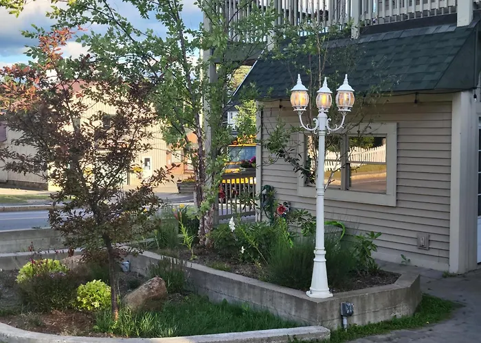Downhill Lodge Condominium