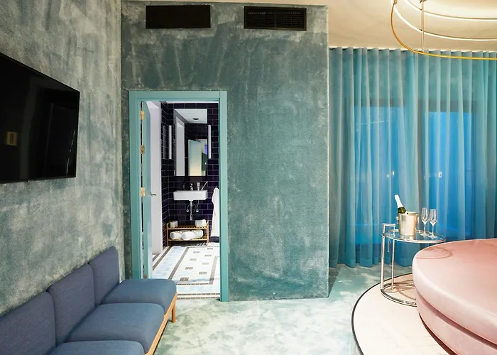 Hotel The Social Hub Madrid 4 Star
