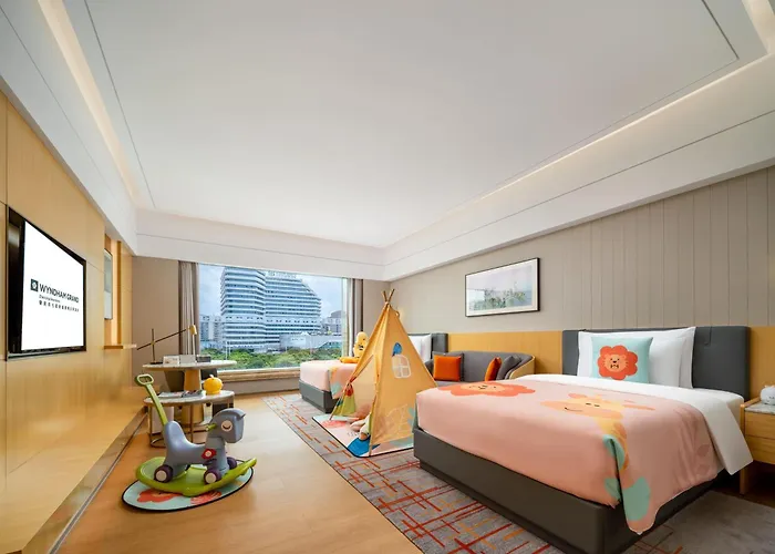 Wyndham Grand Zhaoqing Downtown