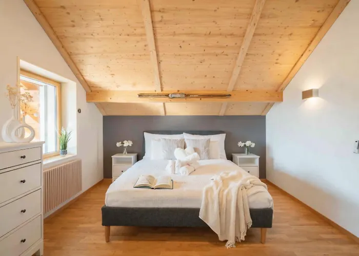 Modernes Apartment mit Alpenblick, Balkon&Parkplatz nahe Thun und Interlaken