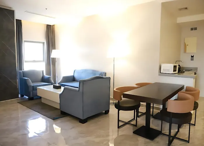 Pearly Hotel