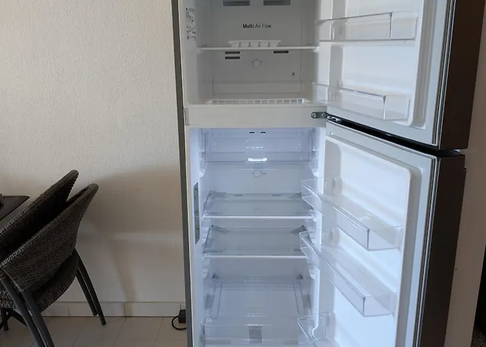 Vue Mer- Beau Studio-Pour 2 Personnes-Classe 3 Etoiles -Terrasse Abritee - Wi-Fi - Climatisation - Parking Gratuit