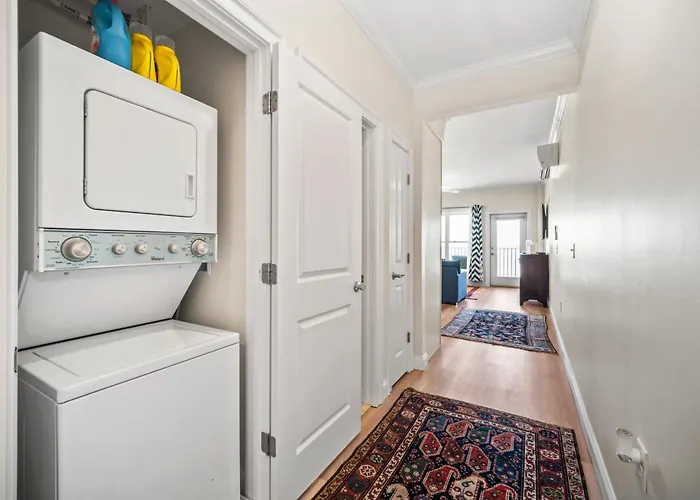 Hampton Beach Ocean Front Condo At The Surf