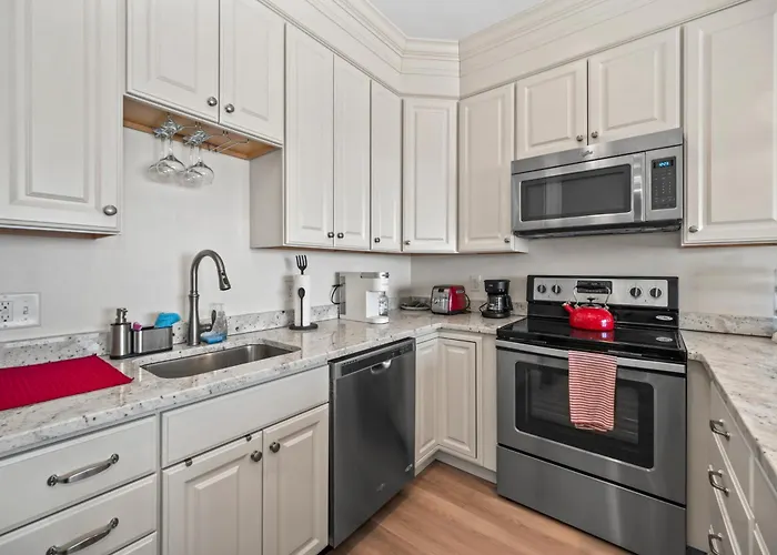 Hampton Beach Ocean Front Condo At The Surf