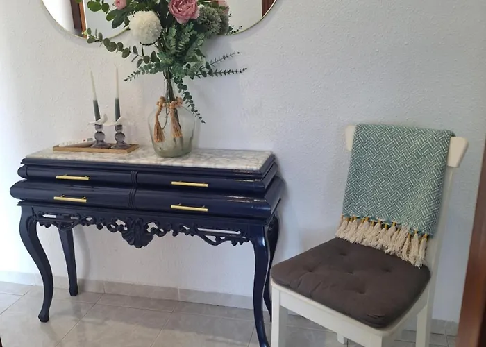 Centrico Piso A 5 Min De La Playa, Ac, Wifi Y Parking Incluido