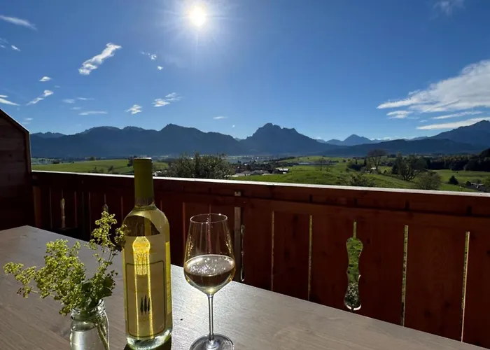 Biohof Stöger Adults Only Chalet mit Blick auf Schloss Neuschwanstein See und Alpen nur 2 Einheiten