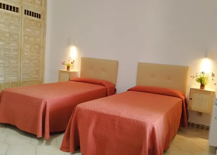 Hotel Cortijo De La Luna