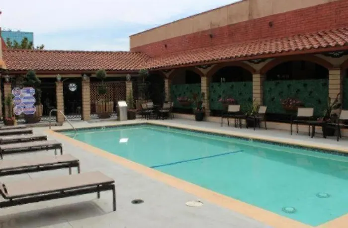 Alhambra Hotel