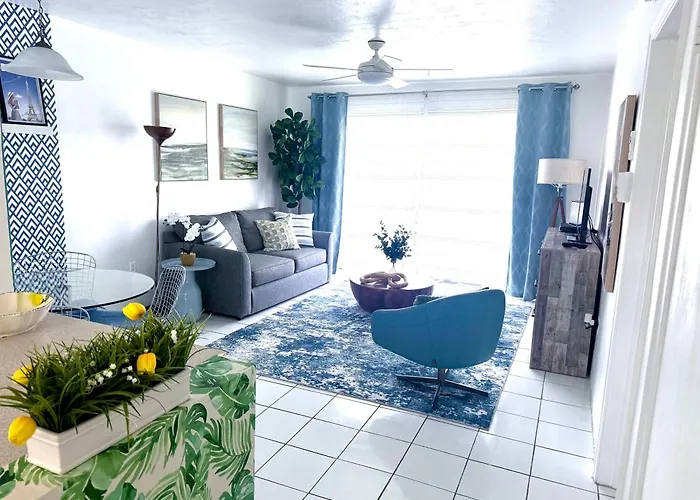 Designer'S 1Br 1Ba Condo 1 Block To Aventura Mall