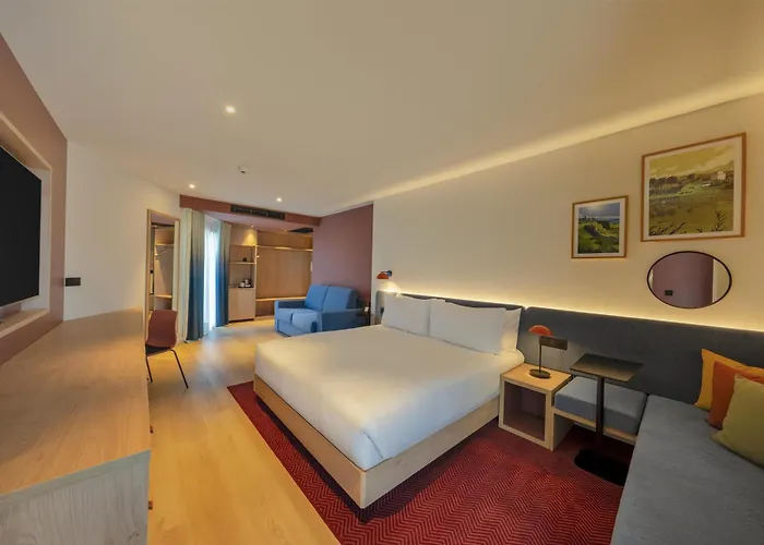 Hampton By Hilton Alicante Airport
