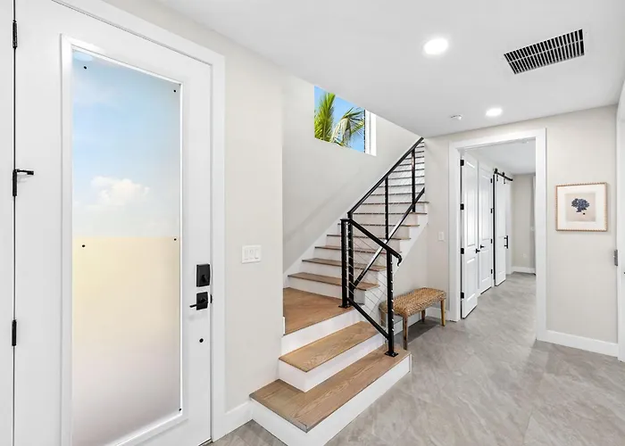 50 8Th Avenue