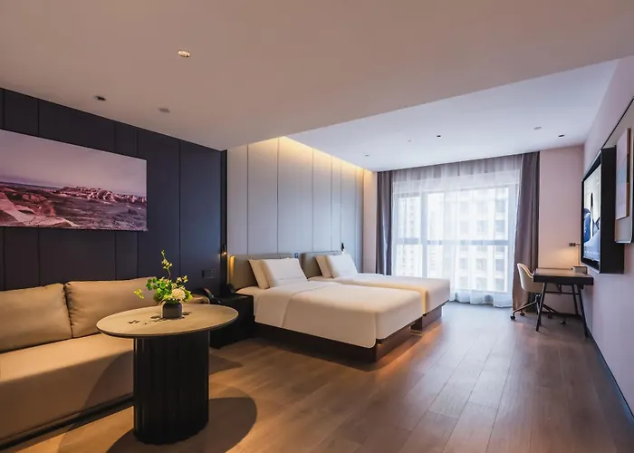 Atour Hotel Xingfu Gate Weihai City