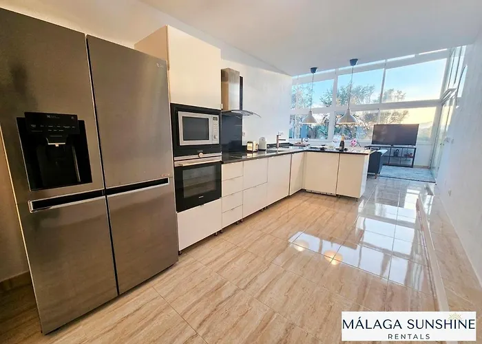 Malaga Sunshine Rentals - Villa Buenavista - El Higueron I