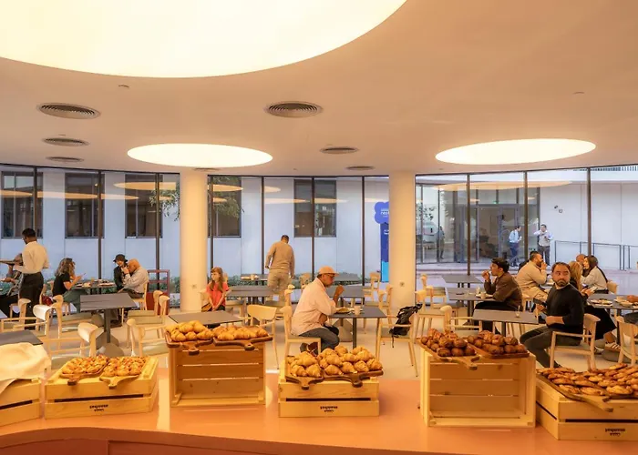 Nest Hotel, Aljada