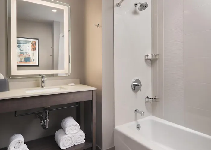 Hyatt House Schenectady / Mohawk Harbor