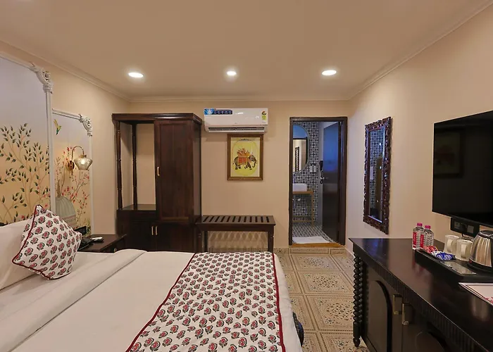 Ved Mahal