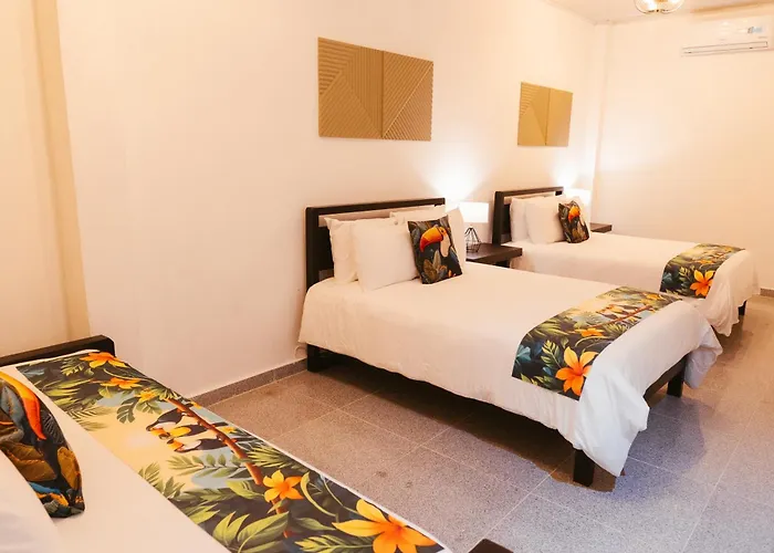 Hotel Plaza Los Tucanes