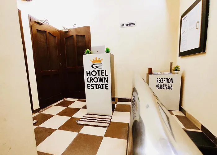 Hotel Crown Estate - Feel Comfort