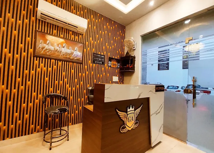 Hotel Silver A - Favorite Of Families, Corporates & Couple