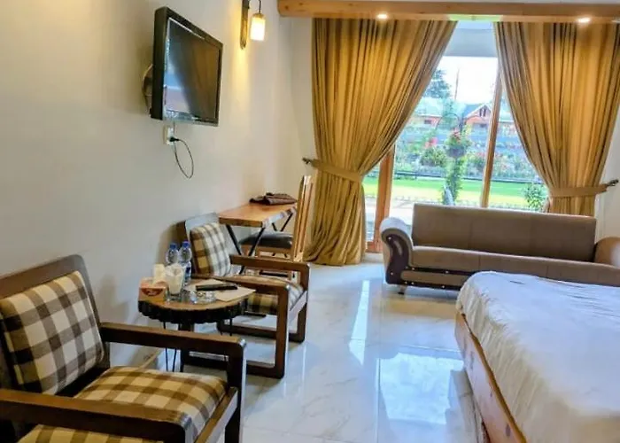 Pine Park Shogran Hotel And Resort