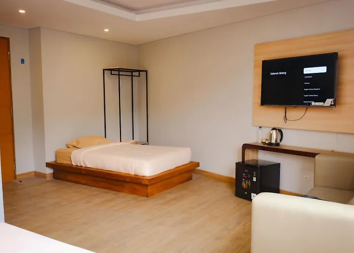 Miracle Hotel Cianjur