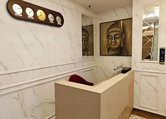 Hotel Pallavi Grand