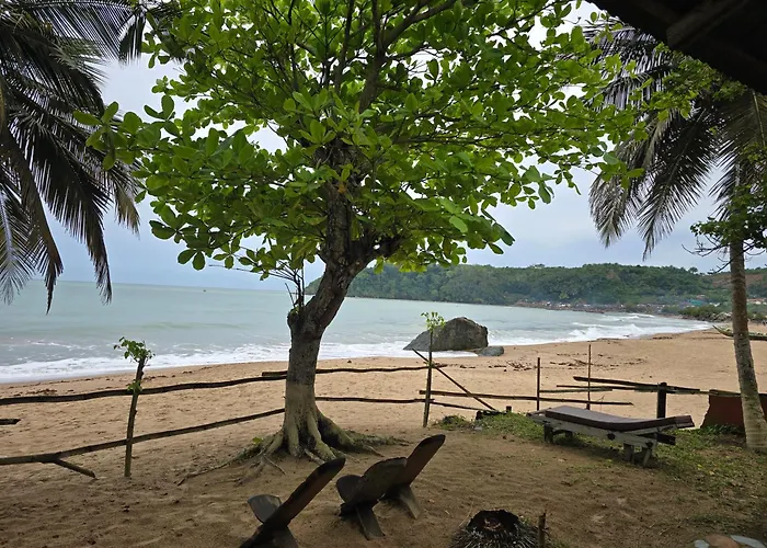 Hideout Lodge