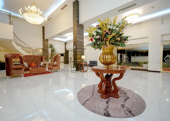 Sutan Raja Hotel & Convention Centre Kotamobagu