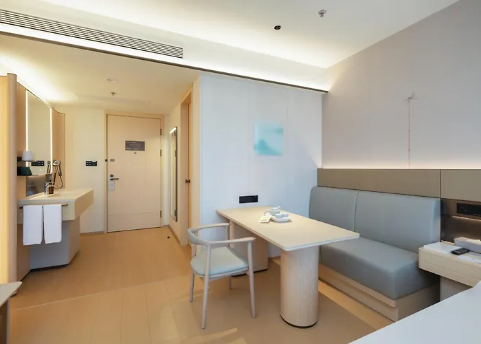 Ji Hotel Zhongshan Xingzhong Plaza Shenghua Road