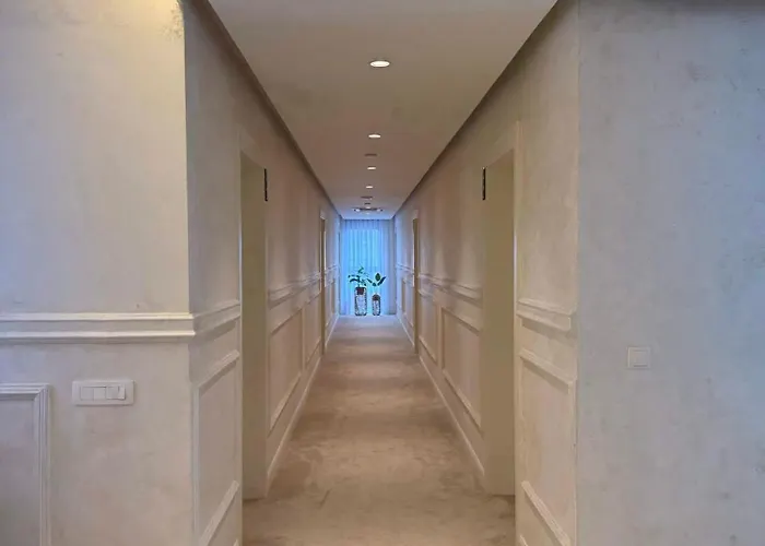 Hotel Prestige