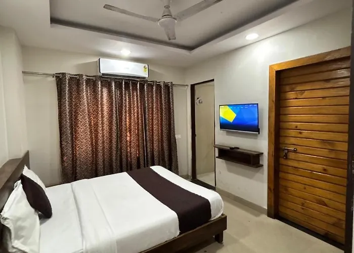 Hotel Regal Edge