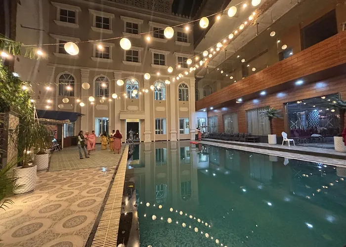 Raj Resort