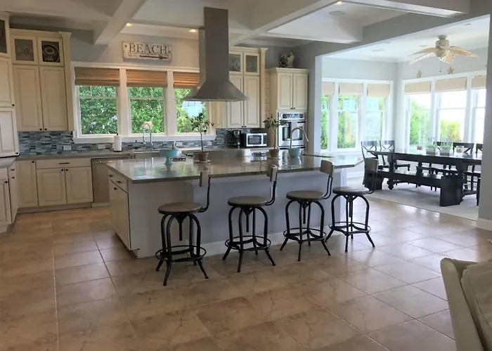 Southampton Private Waterfront Estate!