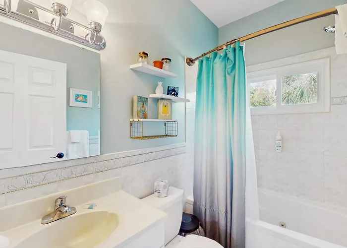 Charming Beach House With A Gulf View Patio Deck Washer&Dryer & Ac