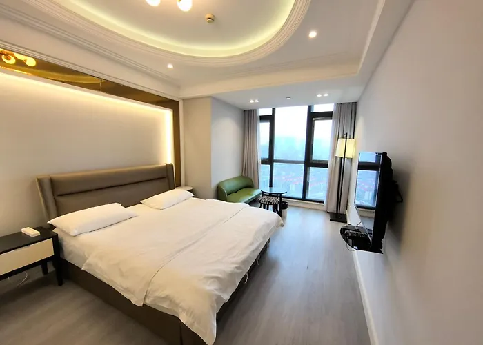 Qingsu Shanghai Family Inn