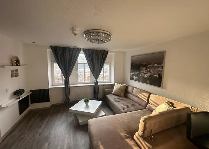 Kurvilla Hotel & Apartment
