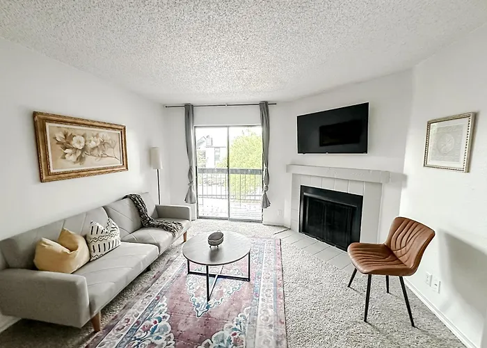 Sleepover Modern 1BD 1BA Austin TX Apartments