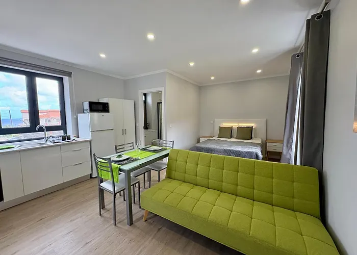 Maria S Guest House, By Op