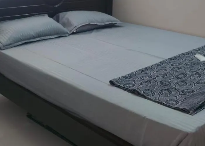 Family Home Stay In Tnagar