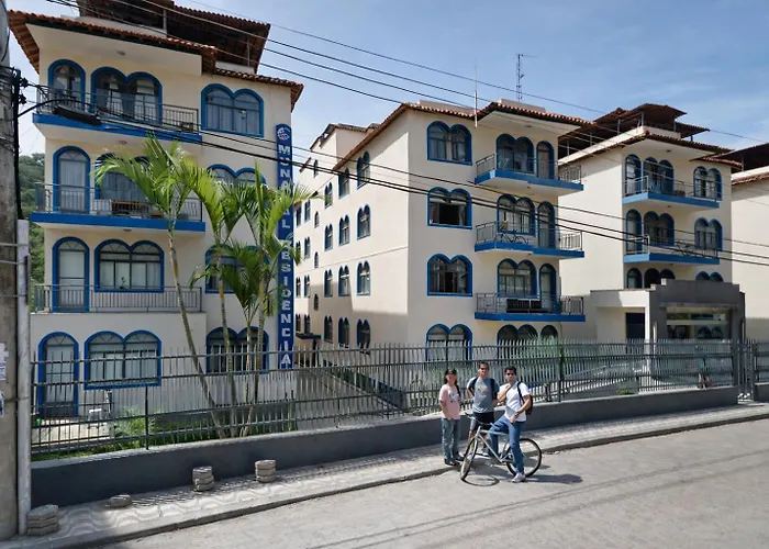 Kitnet na rua da UFV com Smart TV e Garagem