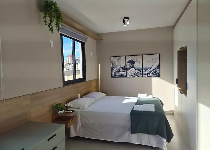 Studios Completos com Piscina e Academia ao lado da USP