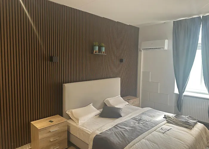Kurvilla Hotel & Apartments 2