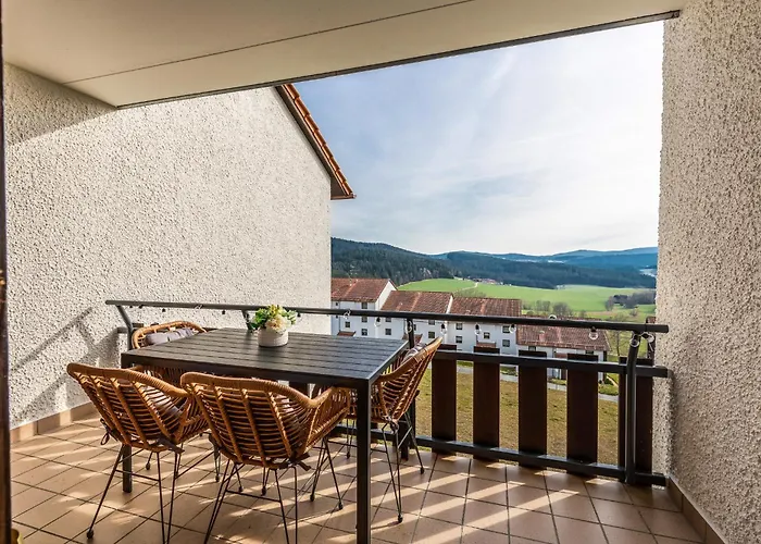 Stilvolle Auszeit I Balkon I Burgblick