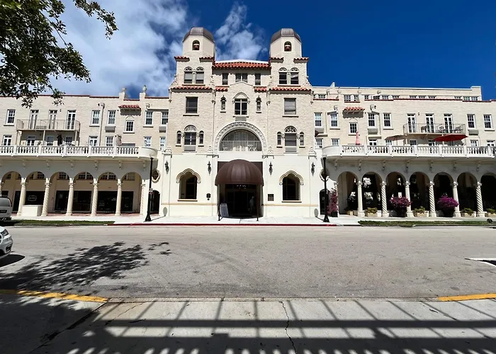 The Green Room - Poolview, Parking Spot, 24X7 Reception Desk At 1920S Historic Residence On Palm Beach Island