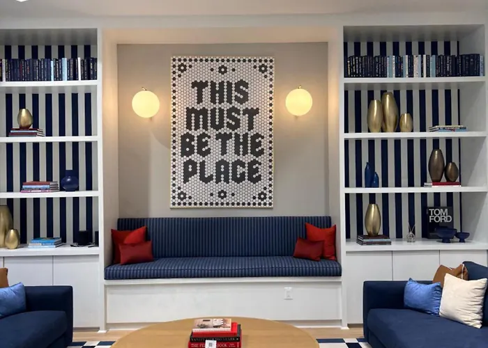 Luxury, Chic, Apt With Game Room, Movie Theatre, & 24Hr Gym