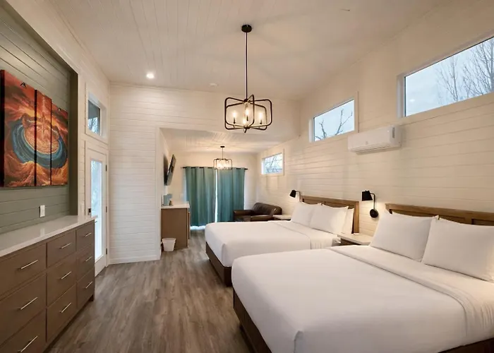 Ultra Luxury Tiny Home With Deck