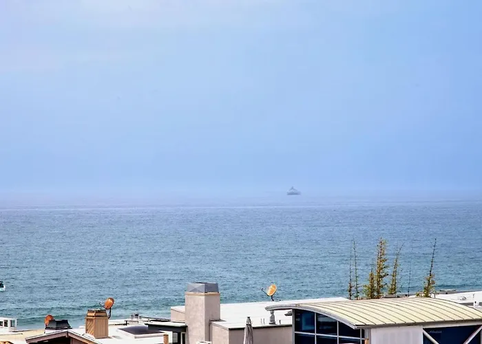 Ocean View Penthouse 2 Bdrm 2 Bath W Garage 2 Blocks To Sand