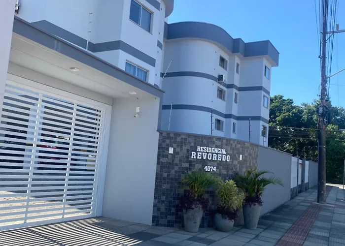 Apartamento Completo Condomínio - Revoredo